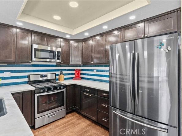 10059 Hillview Ave, Chatsworth (los Angeles) CA 91311