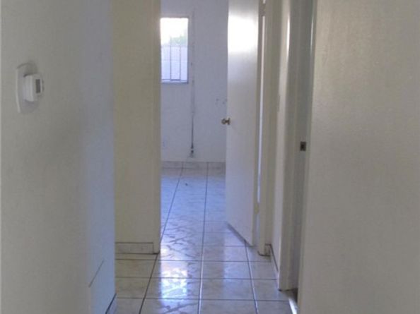 11414 Strathern Street, North Hollywood (los Angeles) CA 91605