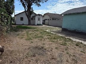 155 E 84th Street, Los Angeles CA 90003