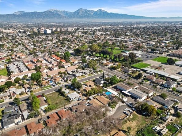 647 Muir Avenue, Pomona CA 91766