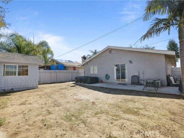 647 Muir Avenue, Pomona CA 91766