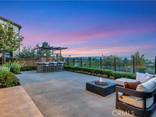 17 Ponte, Lake Forest (el Toro) CA 92630
