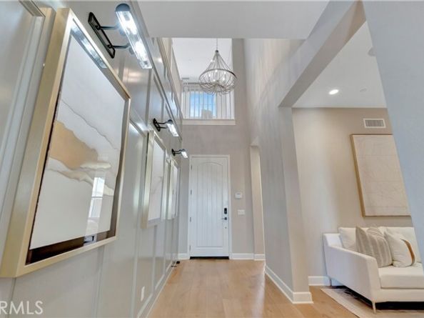 17 Ponte, Lake Forest (el Toro) CA 92630