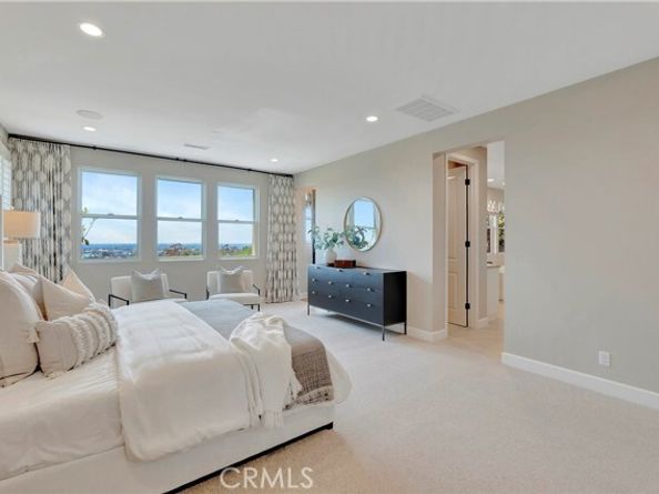 17 Ponte, Lake Forest (el Toro) CA 92630
