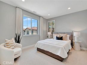 17 Ponte, Lake Forest (el Toro) CA 92630