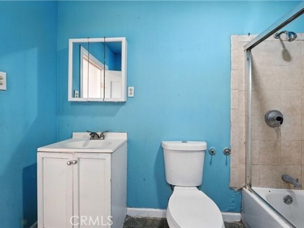833 N Humphreys Avenue, Los Angeles CA 90022