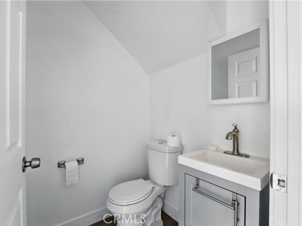833 N Humphreys Avenue, Los Angeles CA 90022