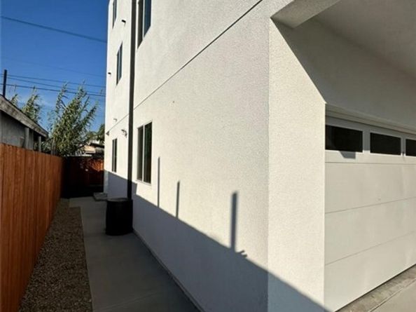 1731 E 69th, Los Angeles CA 90001