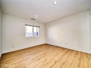 10357 Commerce Avenue 7, Tujunga (los Angeles) CA 91042