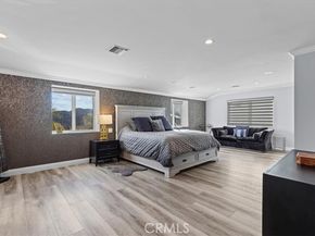 3435 Oakmont View Drive, Glendale CA 91208