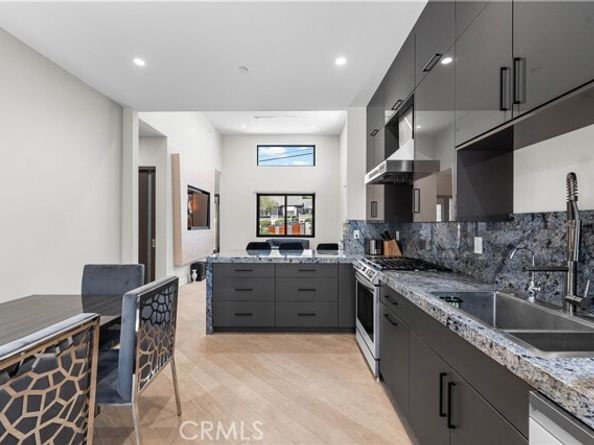 7536 Kyle Street, Tujunga (los Angeles) CA 91042