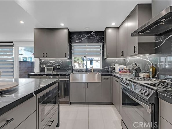 4645 Farmdale Avenue, North Hollywood (los Angeles) CA 91602