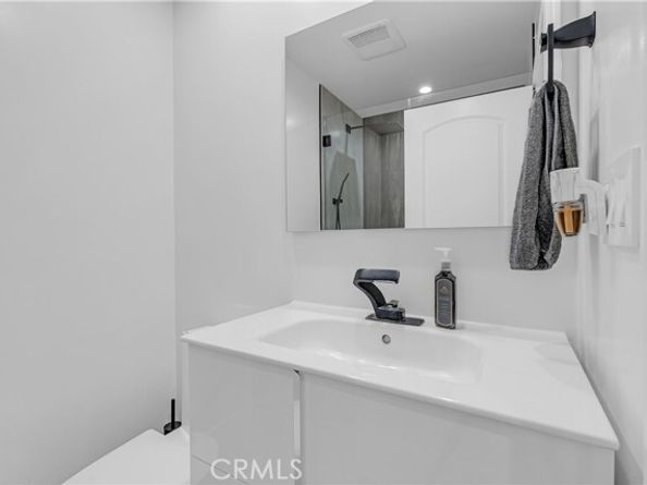 4645 Farmdale Avenue, North Hollywood (los Angeles) CA 91602