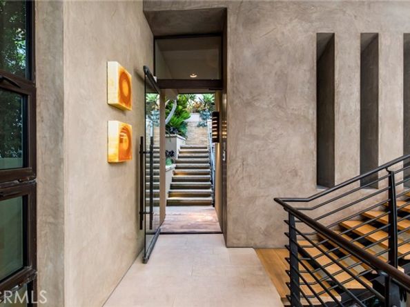 2665 Victoria Drive, Laguna Beach CA 92651