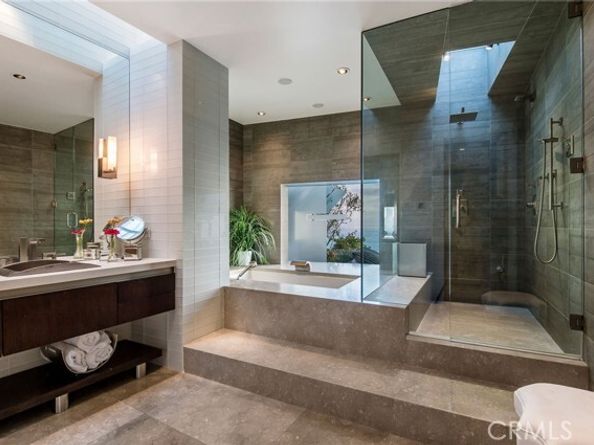 2665 Victoria Drive, Laguna Beach CA 92651