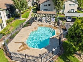 23214 Orange Avenue 7, Lake Forest (el Toro) CA 92630