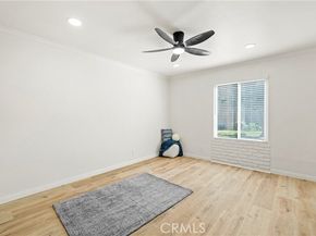 23214 Orange Avenue 7, Lake Forest (el Toro) CA 92630