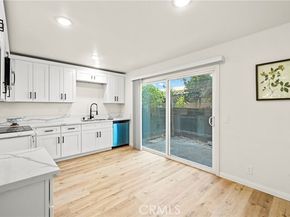 23214 Orange Avenue 7, Lake Forest (el Toro) CA 92630