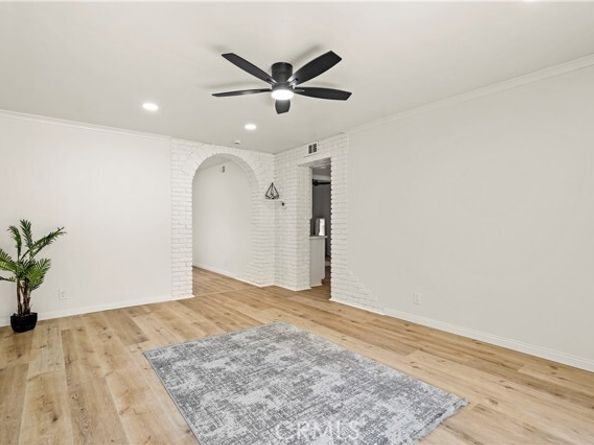 23214 Orange Avenue 7, Lake Forest (el Toro) CA 92630