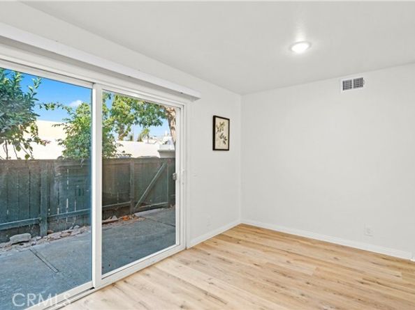 23214 Orange Avenue 7, Lake Forest (el Toro) CA 92630