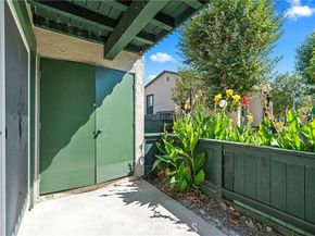 23214 Orange Avenue 7, Lake Forest (el Toro) CA 92630