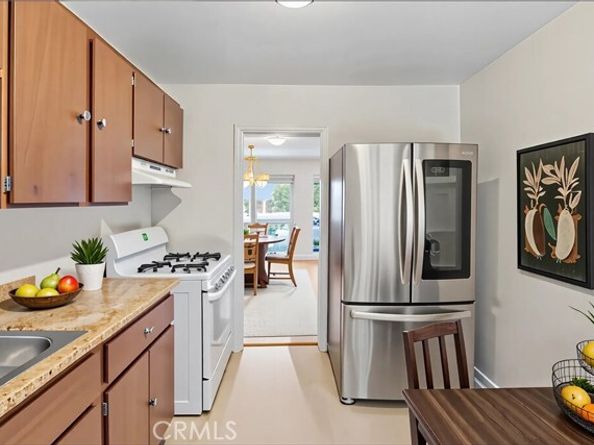 705 McDonald Avenue, Wilmington (los Angeles) CA 90744