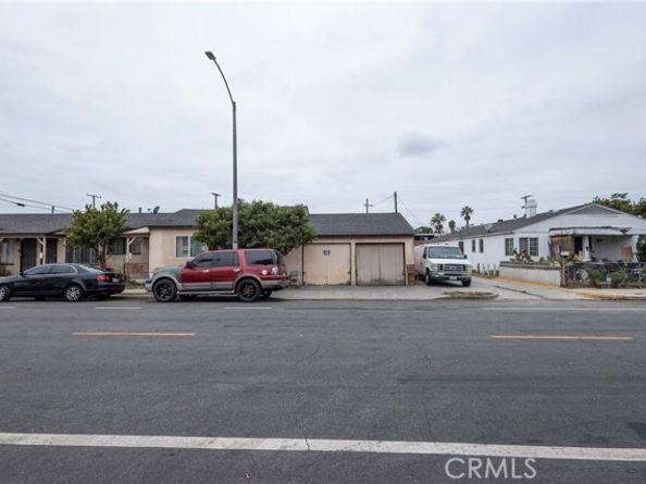 705 McDonald Avenue, Wilmington (los Angeles) CA 90744