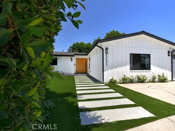 5531 Hermitage, Valley Village CA 91607