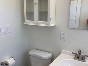 7339 White Oak, Reseda (los Angeles) CA 91335