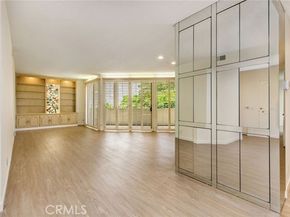 5216 Yarmouth 105, Encino (los Angeles) CA 91316