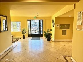 20327 Saticoy 304, Winnetka (los Angeles) CA 91306