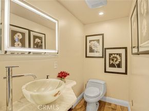 10566 Andora, Chatsworth (los Angeles) CA 91311