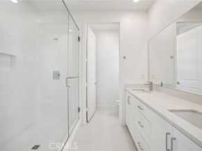 1681 Coral Sea Lane, San Pedro (los Angeles) CA 90731