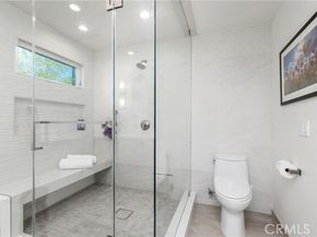 4556 Poe Avenue, Woodland Hills (los Angeles) CA 91364