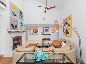 4556 Poe Avenue, Woodland Hills (los Angeles) CA 91364