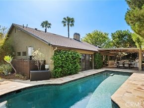 4556 Poe Avenue, Woodland Hills (los Angeles) CA 91364