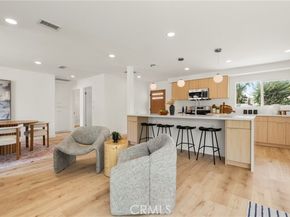 21731 Bryant, Canoga Park (los Angeles) CA 91304