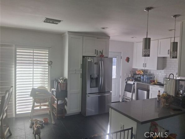 20550 Sherman Way, Winnetka (los Angeles) CA 91306