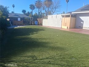 20550 Sherman Way, Winnetka (los Angeles) CA 91306