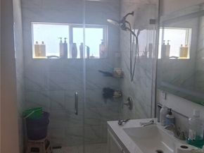 20550 Sherman Way, Winnetka (los Angeles) CA 91306