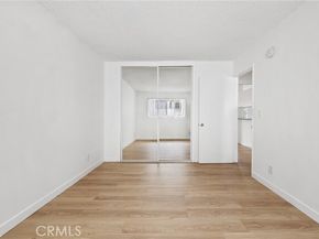 13040 Dronfield 25, Sylmar (los Angeles) CA 91342