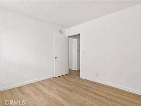 13040 Dronfield 25, Sylmar (los Angeles) CA 91342