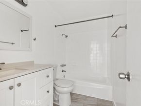 13040 Dronfield 25, Sylmar (los Angeles) CA 91342