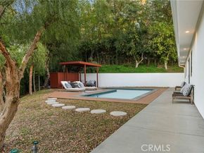 4909 Calvin, Tarzana (los Angeles) CA 91356