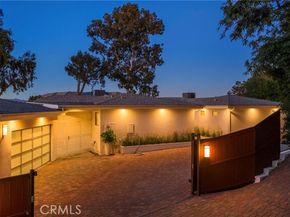 4909 Calvin, Tarzana (los Angeles) CA 91356