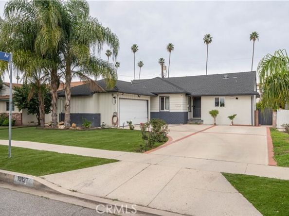19127 Enadia Way Avenue, Reseda (los Angeles) CA 91335