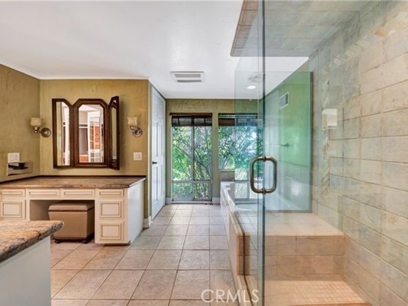 5441 Calvin Avenue, Tarzana (los Angeles) CA 91356