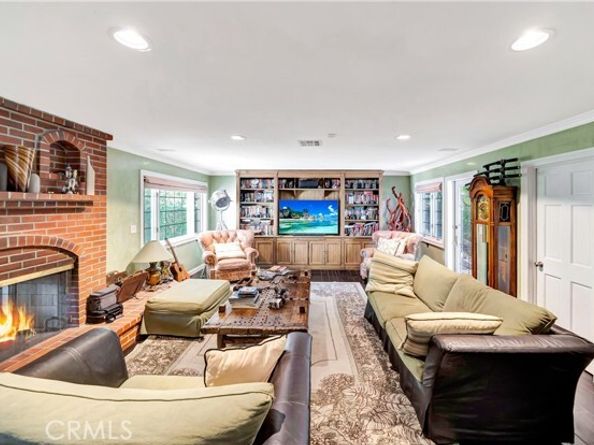 5441 Calvin Avenue, Tarzana (los Angeles) CA 91356