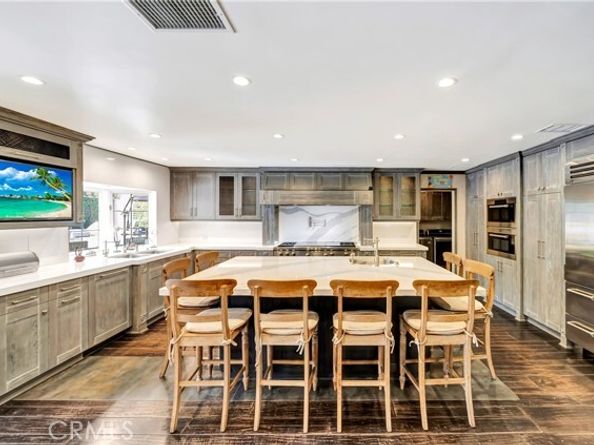 5441 Calvin Avenue, Tarzana (los Angeles) CA 91356