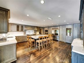 5441 Calvin Avenue, Tarzana (los Angeles) CA 91356